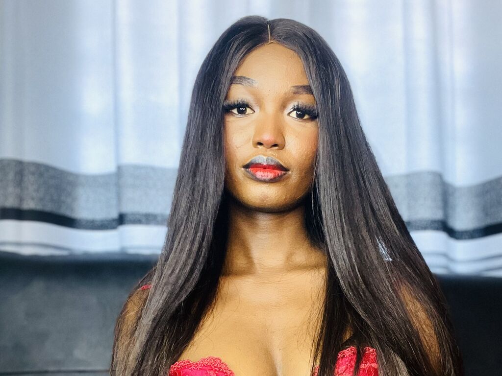 Eve Tia Picture